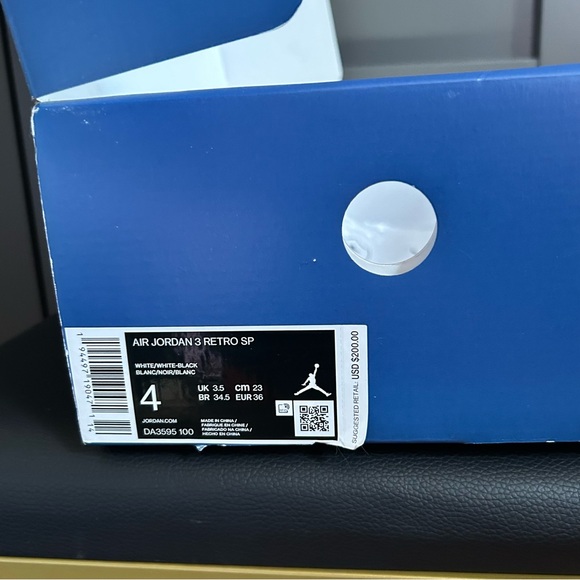 Air Jordan 3 Fragment - Picture 2 of 7